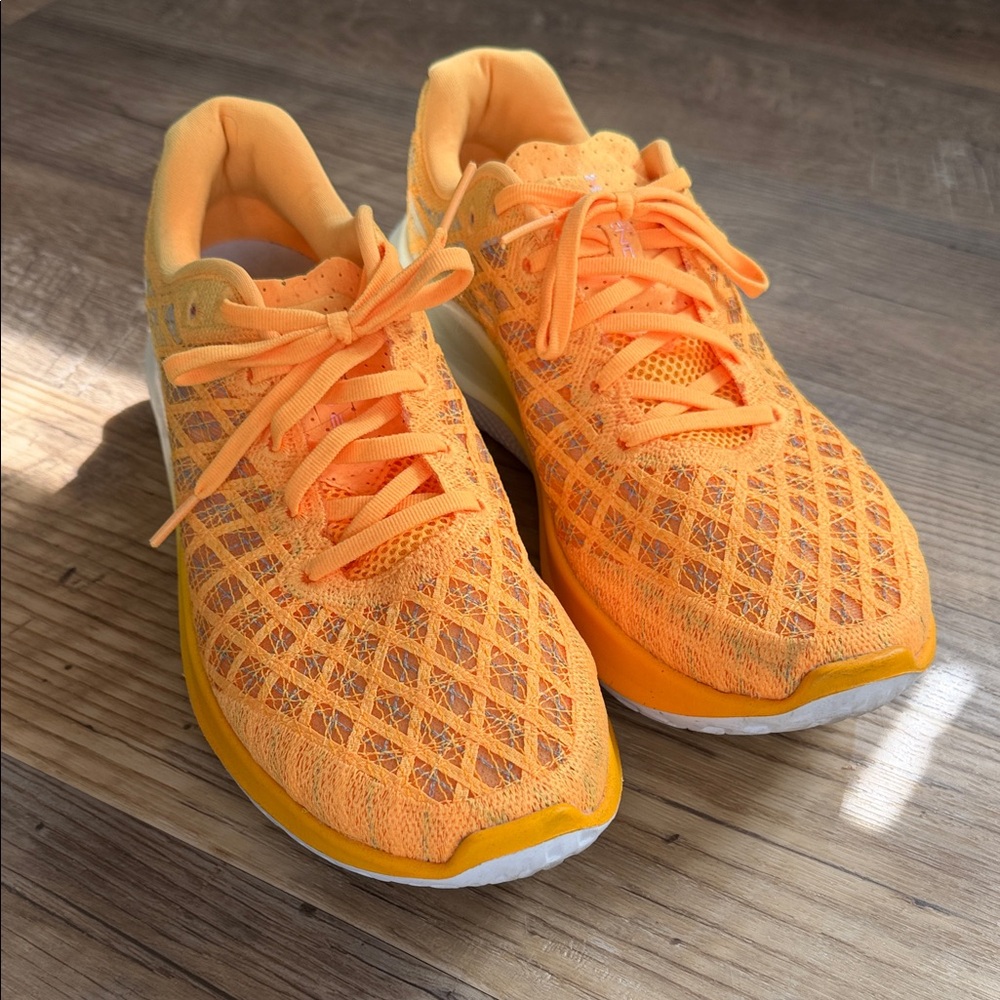 Under Armour Men's Orange Mesh Athletic Shoes